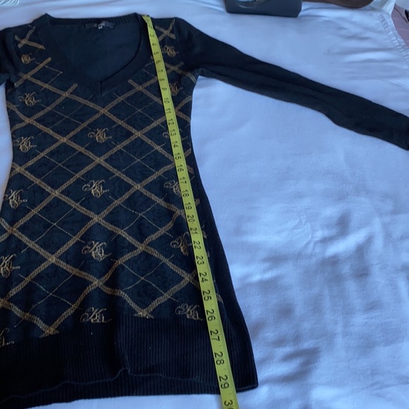 Black sweater with gold print in size small. - Picture 11 of 11